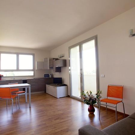 Residence Le Querce 세르누스코 술 나비글리오 객실 사진