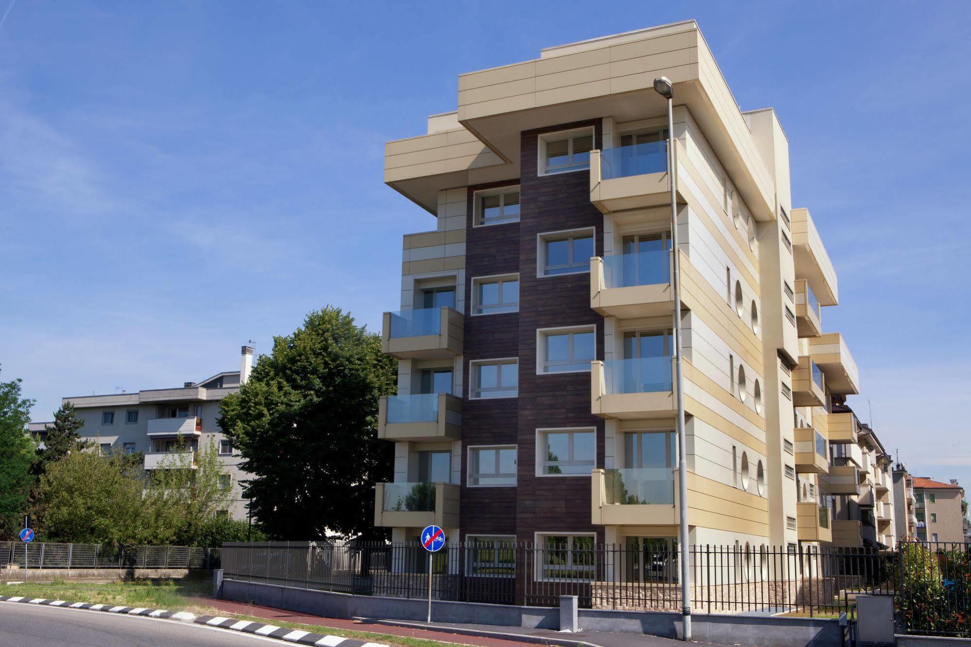 Residence Le Querce 세르누스코 술 나비글리오 외부 사진